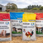 Custom Printed BOPP Laminated Animal Feed Packaging Bags (20kg)  التصنيف (Category Suggestion)