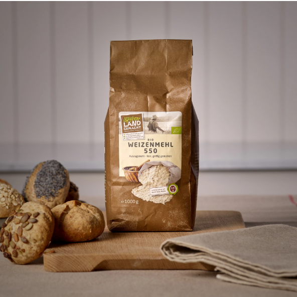 Organic Wheat Flour 1kg – Rolle Mühle Land Gemacht Organic German Wheat Flour Type 550 (1kg) - Image 1